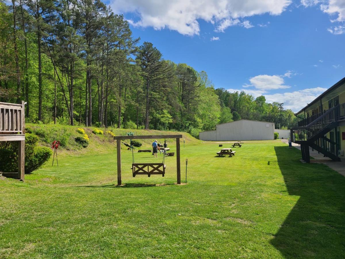 Blue Sky Inn- Complimentary Happy Hour Th-sun, Veteran Owned, Full Breakfast, Space, 1 Mile From Blue Ridge, Fire Pit Blue Ridge